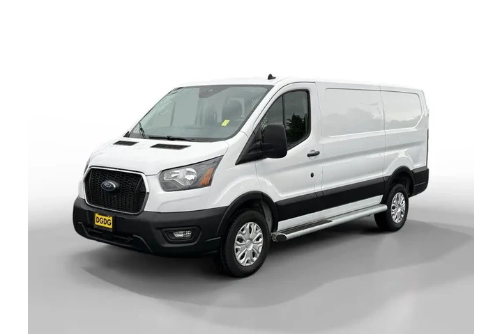 $32566 : Ford Transit 2024 250 3dr SW image 1