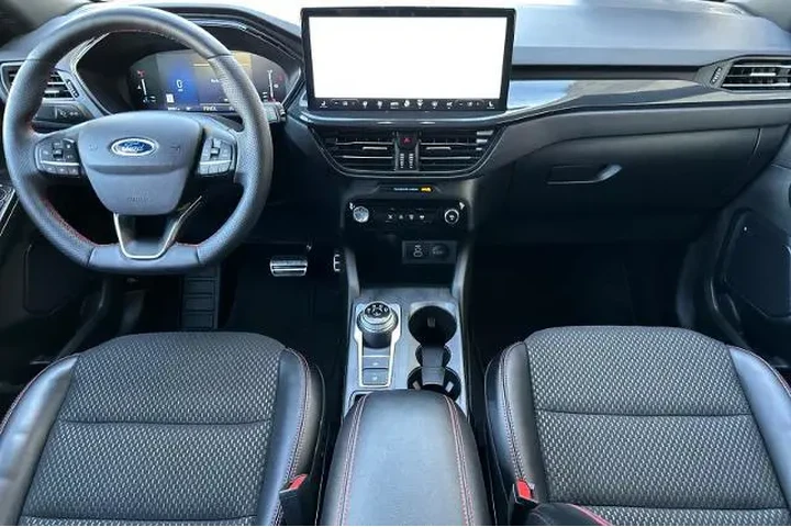 $25995 : Ford Escape 2024 AWD ST-Line image 3