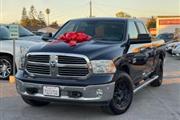 $18995 : 2015 RAM 1500 CREW CAB2015 RA thumbnail