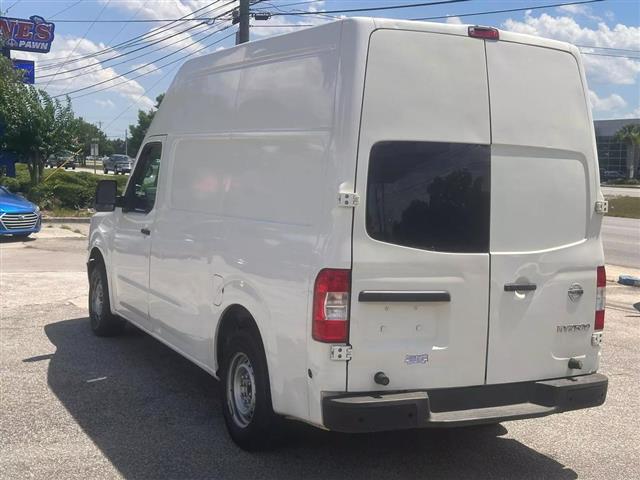 $25990 : 2017 NISSAN NV2500 HD CARGO image 5