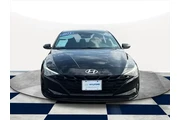 $20977 : Hyundai ELANTRA 2023 SEL 4dr thumbnail