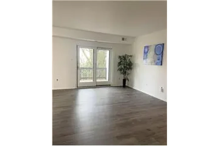 $2250 : Rental property with 3 bedro image 5