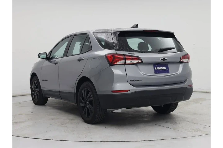 $21998 : Chevrolet Equinox 2024 LS 4d image 2