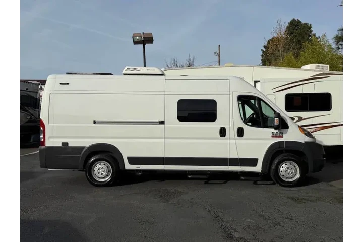 $46000 : 2016 Sportsmobile class B image 10