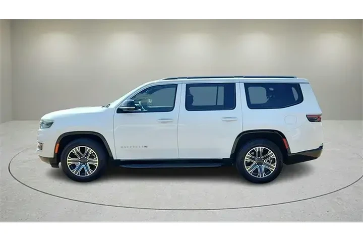$38467 : Jeep Wagoneer 2023 4x4 Carbi image 6