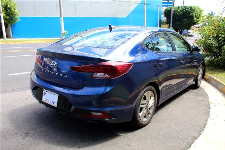 $9800 : Hyundai Elantra 2020 image 3