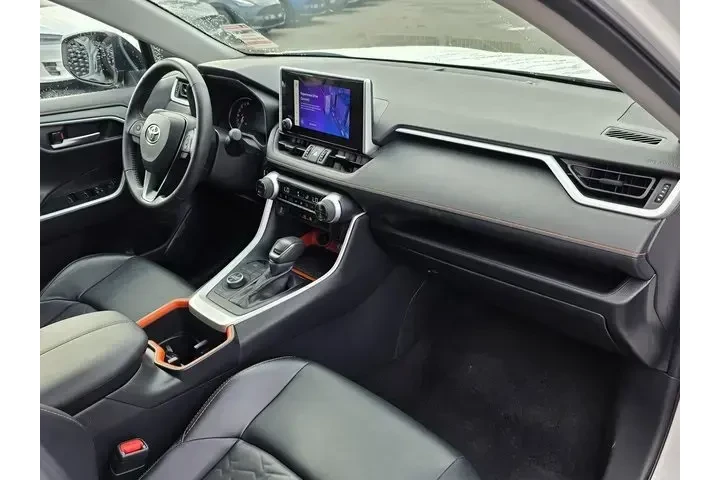 $31929 : Toyota RAV4 2024 AWD Adventu image 9