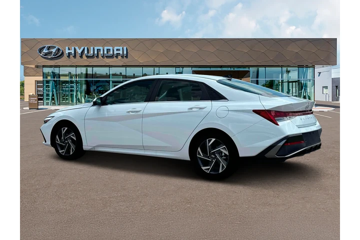 $26990 : Hyundai ELANTRA 2025 Limited image 4