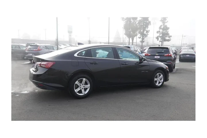 $15784 : 2022 Malibu LT image 6