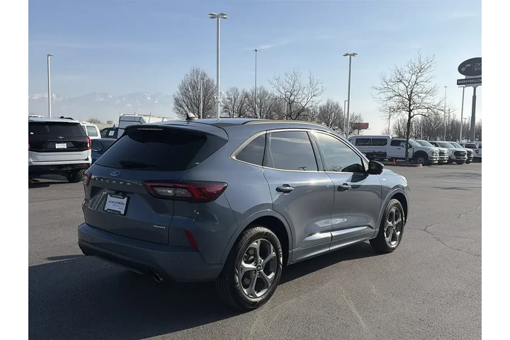 $19300 : Ford Escape 2023 AWD ST-Line image 5