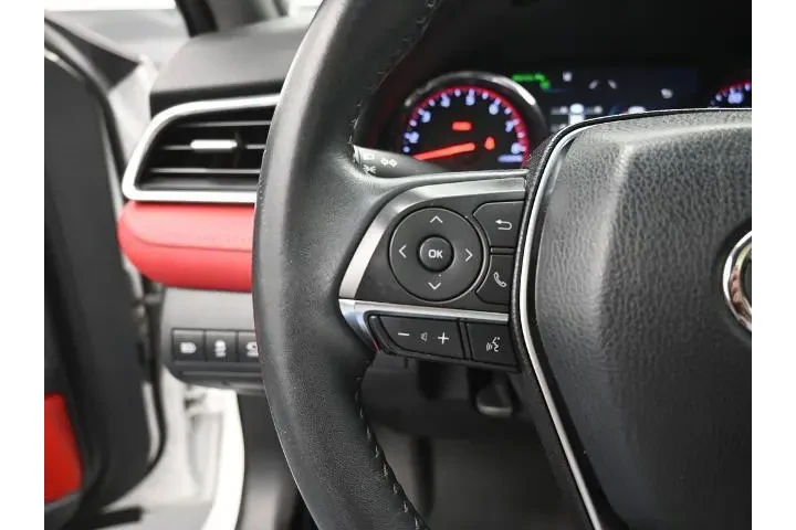 $20998 : Toyota Camry 2018 XLE V6 4dr image 7