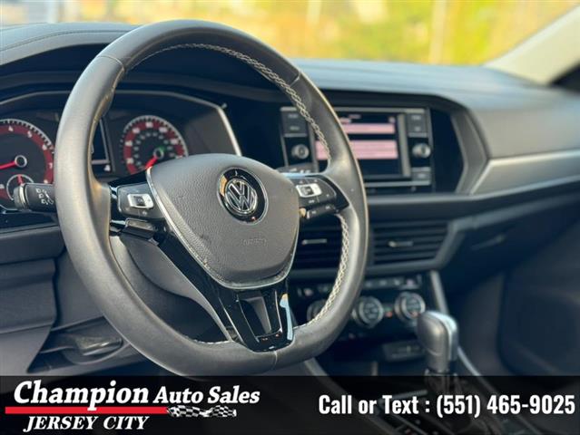 Used 2021 Jetta SE Auto for s image 8