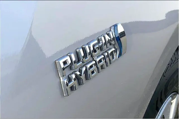 $20985 : Toyota Prius Prime 2019 Plus image 8