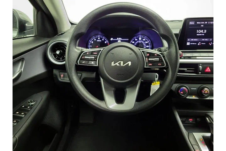 $19998 : Kia Forte 2024 LXS 4dr Sedan image 10
