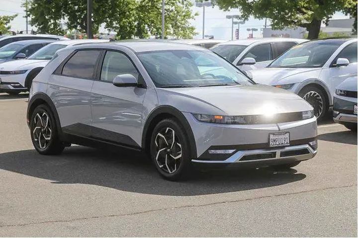 $25892 : Hyundai IONIQ 5 2024 SEL 4dr image 6