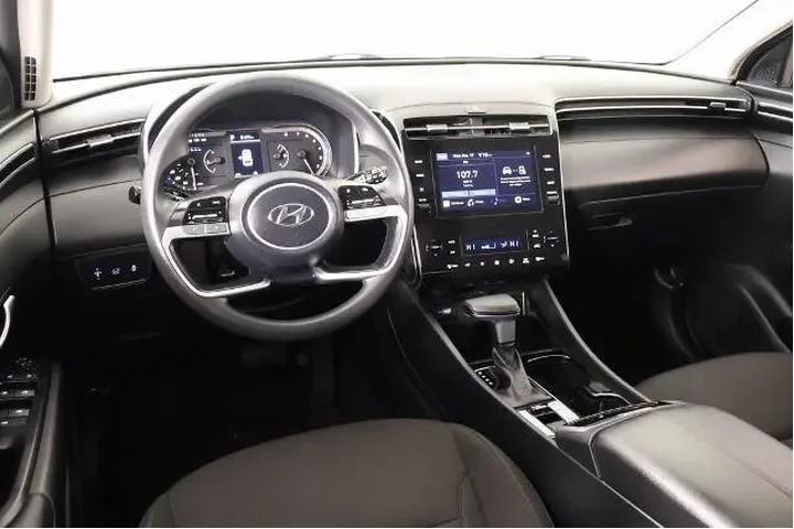 $20818 : Hyundai TUCSON 2024 AWD SEL image 2