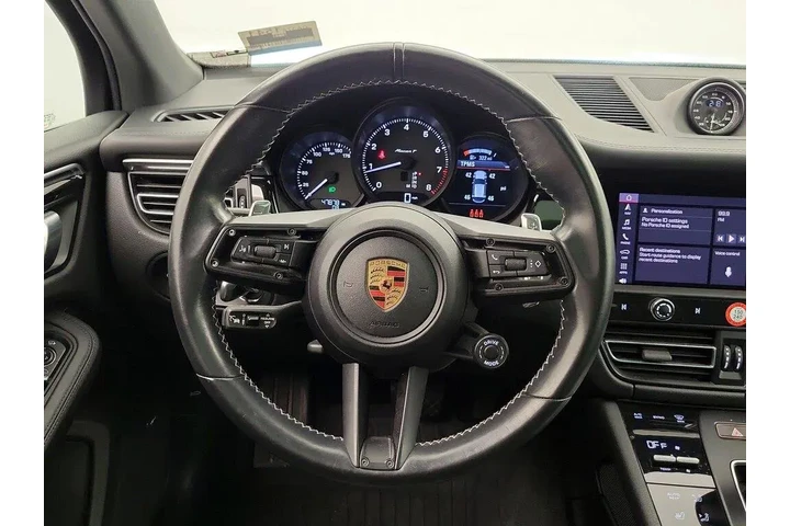 $39998 : Porsche Macan 2023 AWD T 4dr image 10