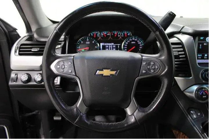 $24997 : Chevrolet Suburban 2016 4x4 image 10