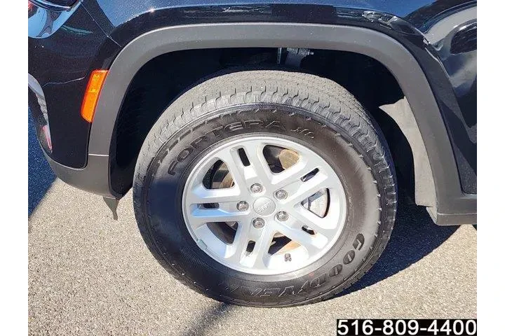 $26247 : Jeep Grand Cherokee 2023 4x4 image 8