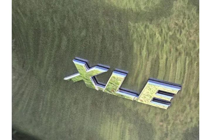 $32987 : Toyota RAV4 2024 XLE Premium image 10