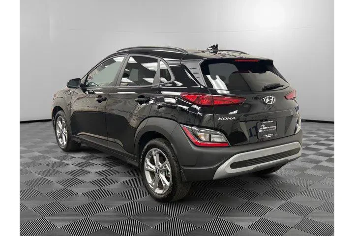$20988 : Hyundai KONA 2023 AWD SEL 4d image 3