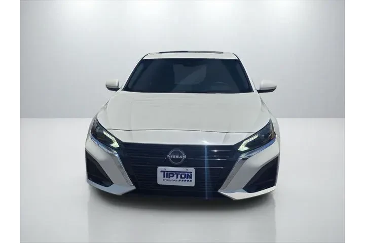 $23999 : Nissan Altima 2023 2.5 SL 4d image 1
