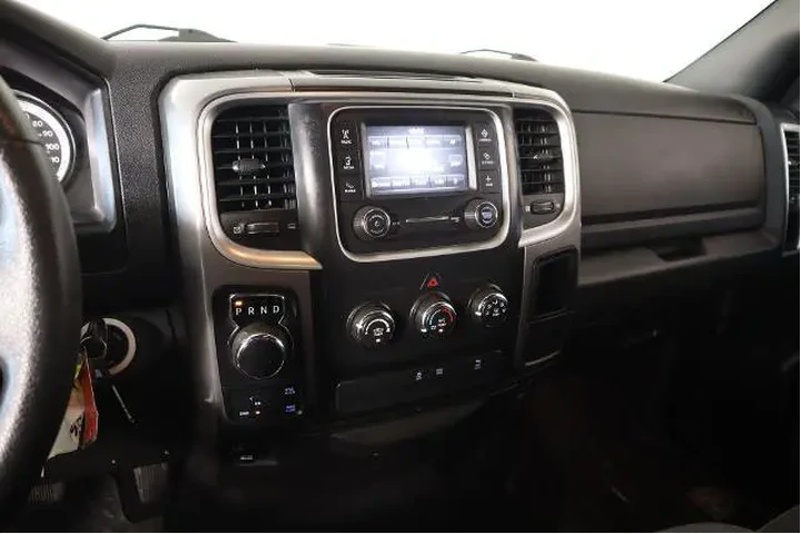 $24237 : Ram 1500 Classic 2021 4x4 Wa image 5