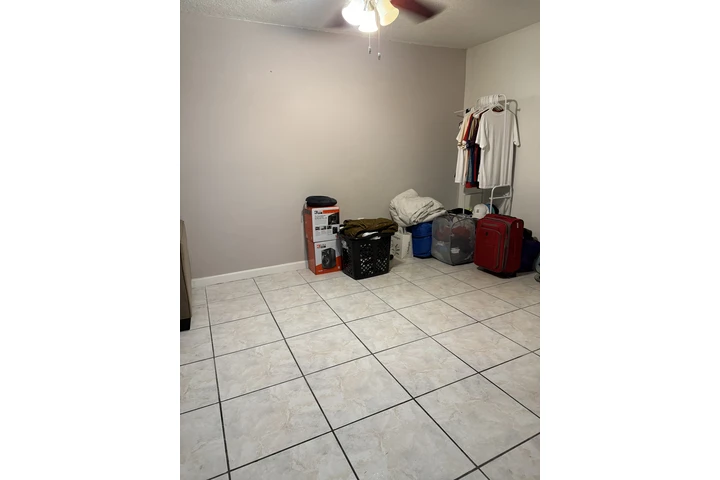 $900 : Renta en Brickell image 5