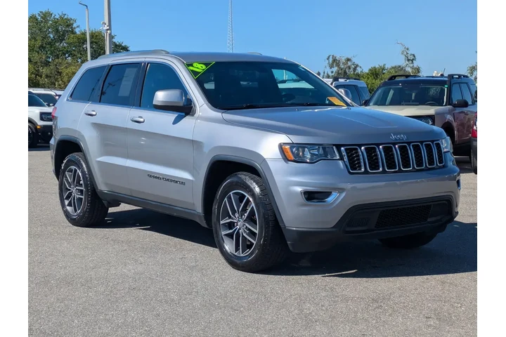 $14000 : Jeep Grand Cherokee 2018 4x2 image 2