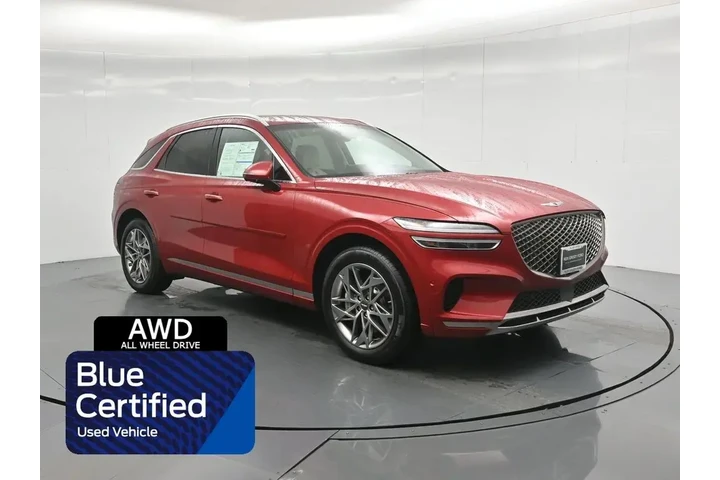 $38991 : Genesis GV70 2023 AWD 2.5T S image 1