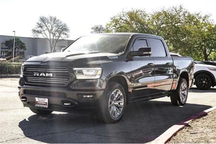 $34285 : Ram 1500 2023 4x2 Laramie 4d image 9