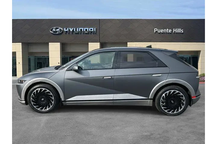 $26995 : Hyundai IONIQ 5 2023 AWD Lim image 3