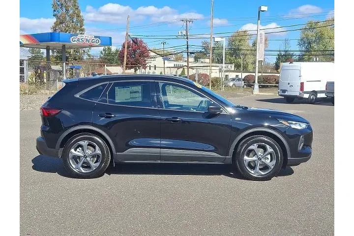 $31500 : Ford Escape 2025 ST-Line 4dr image 7