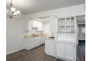 $1400 : Beautiful 1 bedroom Apt in LA thumbnail