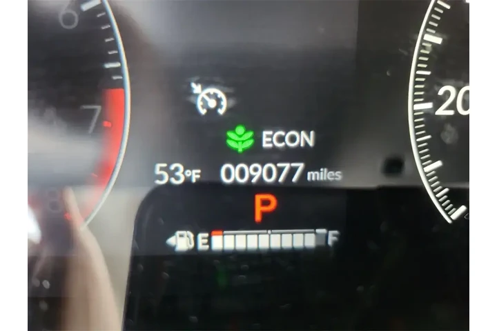 $25500 : Honda HR-V 2025 LX 4dr Cross image 6