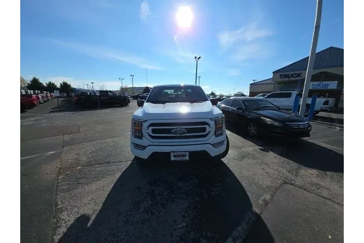 $33696 : Ford F-150 2021 4x4 XLT 4dr image 2