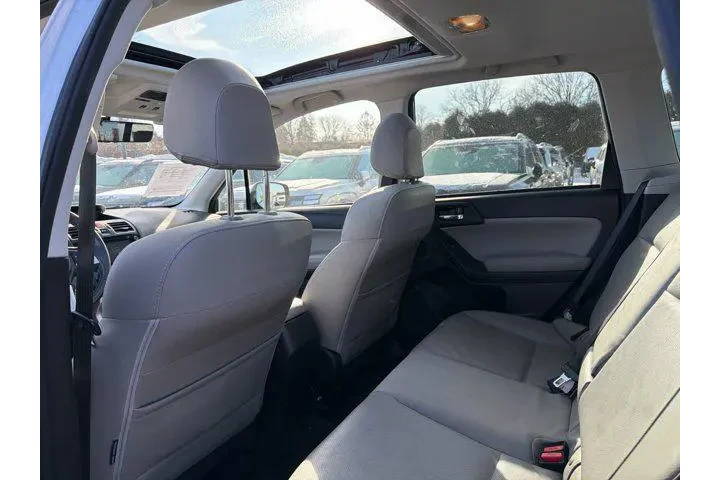 $18500 : Subaru Forester 2018 AWD 2.5 image 6