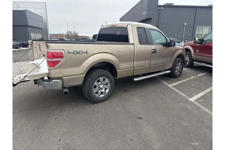 $6995 : Ford F-150 2011 4x4 XLT 4dr image 2