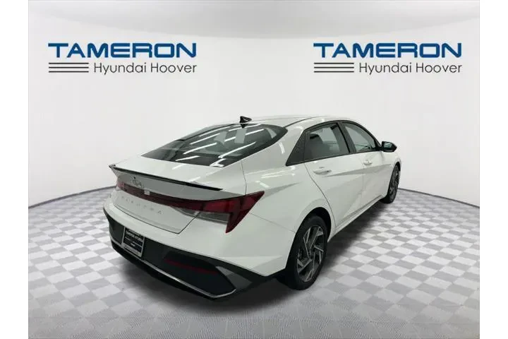 $18995 : Hyundai ELANTRA 2025 SEL Spo image 5