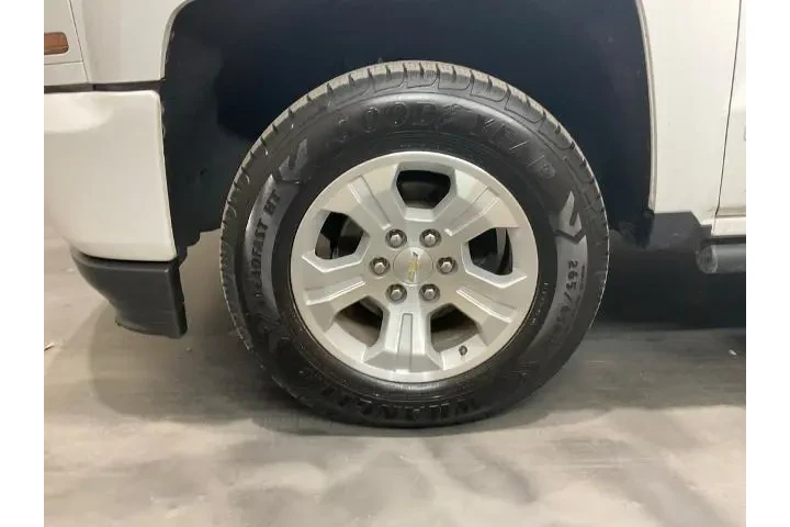 $25490 : Chevrolet Silverado 1500 201 image 6