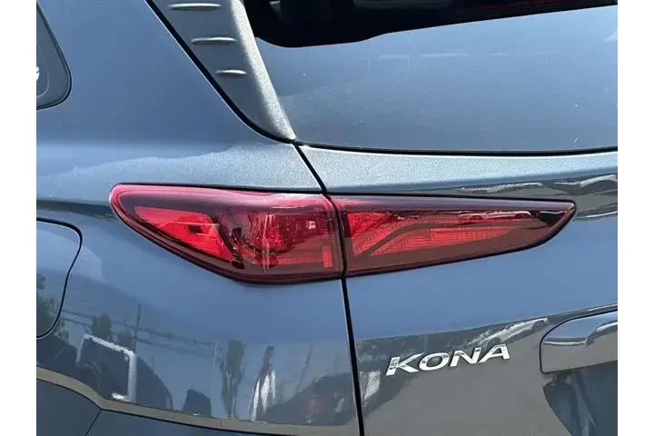 $16255 : Hyundai KONA 2021 AWD SEL Pl image 9
