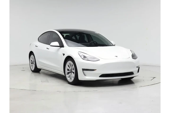 $28998 : Tesla Model 3 2023 4dr Sedan image 1