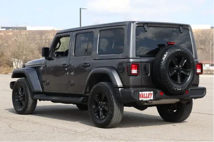 $29950 : Jeep Wrangler Unlimited 2021 image 6