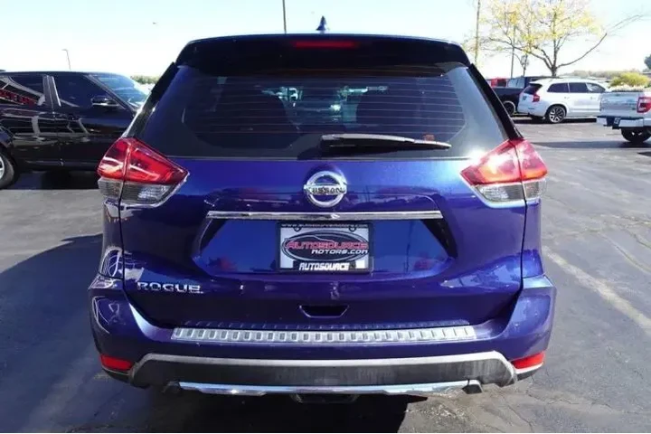 $13599 : 2018 ROGUE image 10