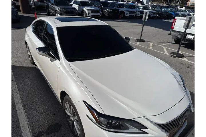 $33393 : Lexus ES 350 2021 4dr Sedan image 10