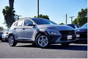 $18570 : Hyundai KONA 2023 SEL 4dr Cr thumbnail