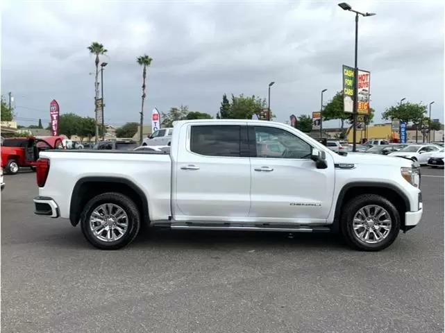 $57995 : 2019 GMC Sierra 1500 Crew Cab image 1