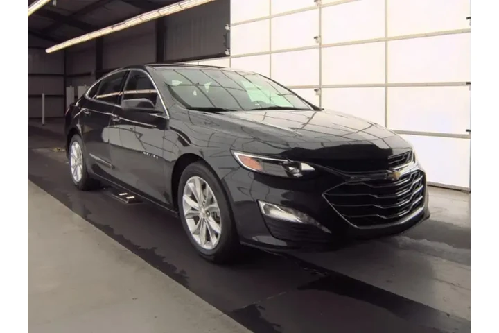 $16193 : Chevrolet Malibu 2023 LT 4dr image 4