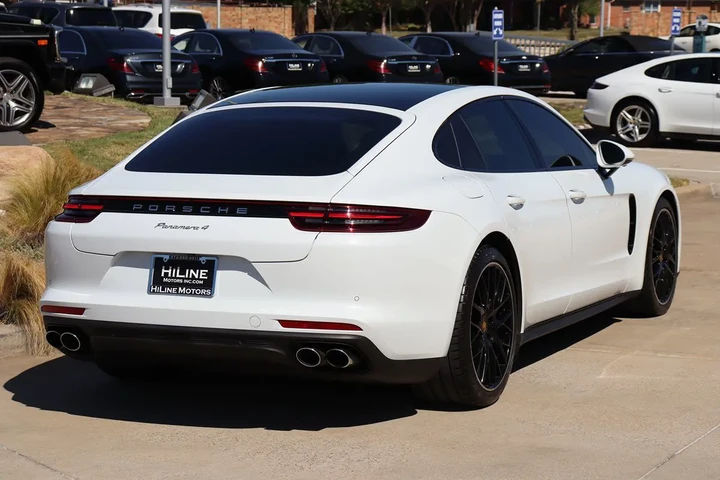 $50993 : 2018 Panamera 4 image 10