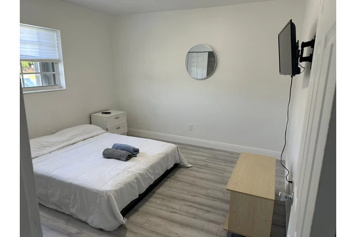 $1000 : RENTO HABITACION AMOBLADA image 1